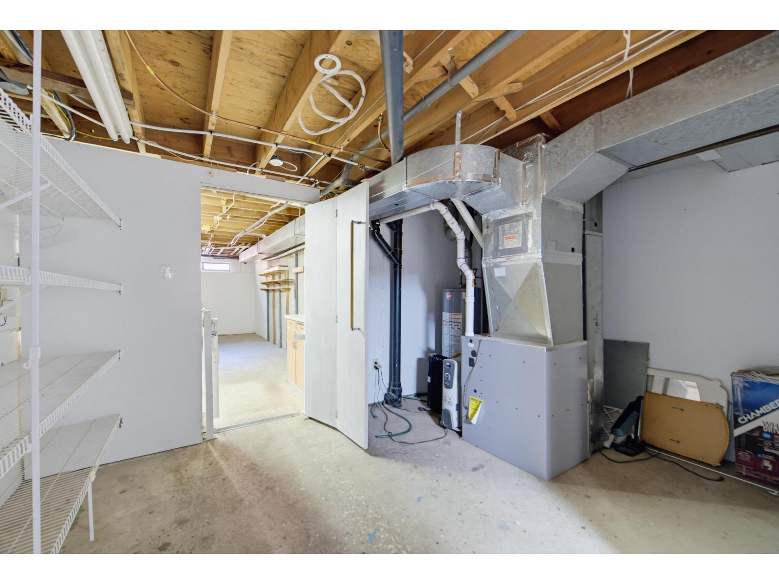 13521 19 Avenue Property Photo 27