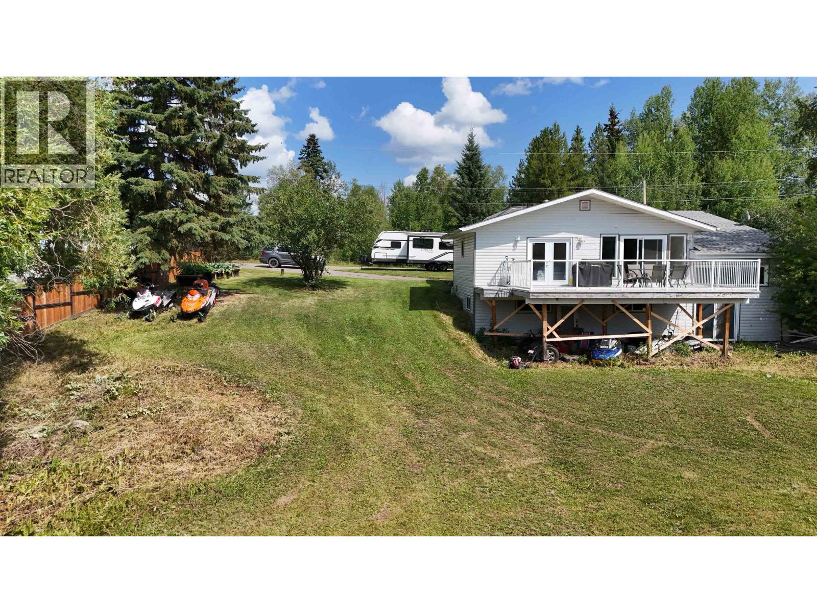2055 Gerow Island Road Property Photo 10