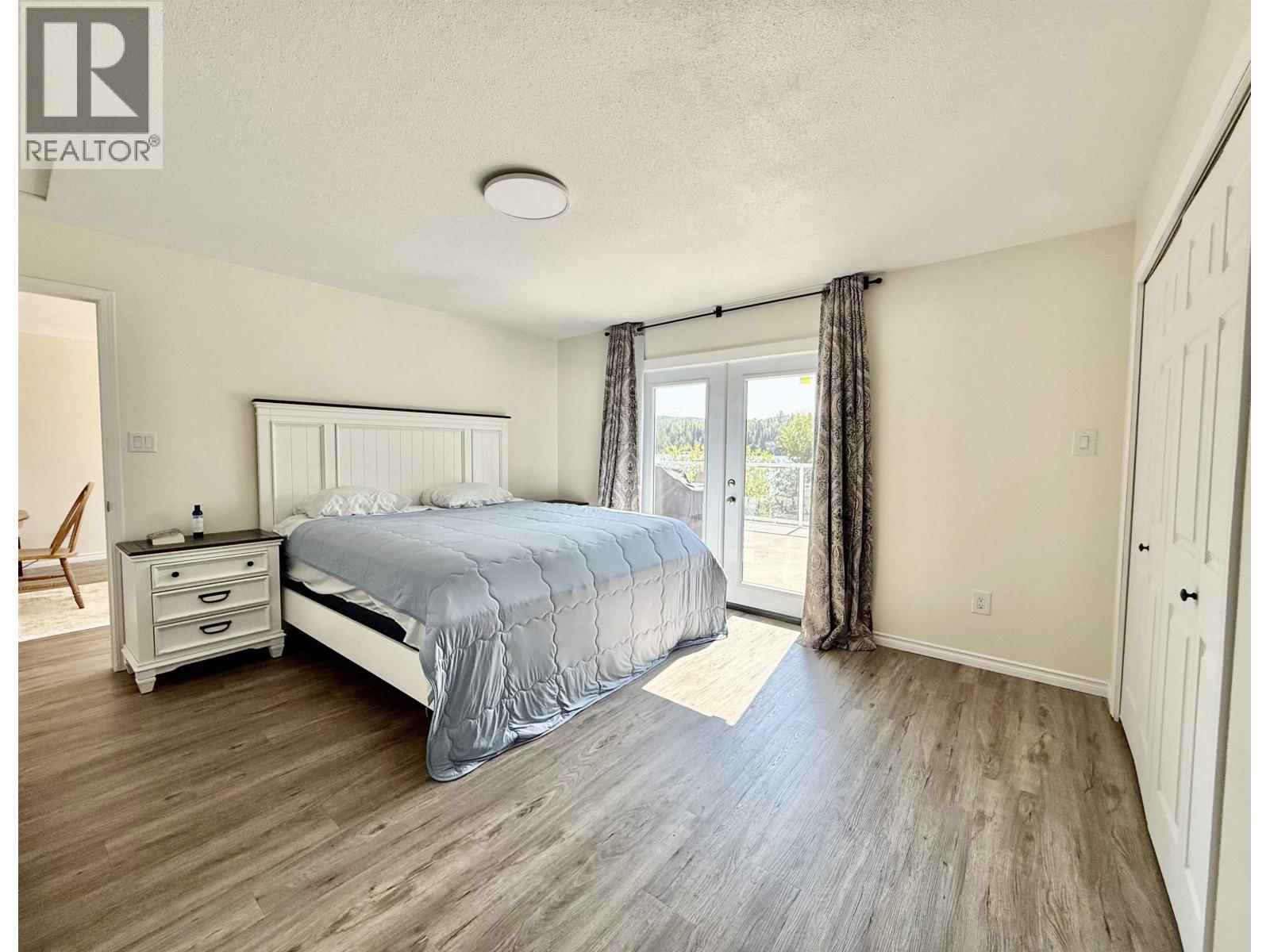 2055 Gerow Island Road Property Photo 20