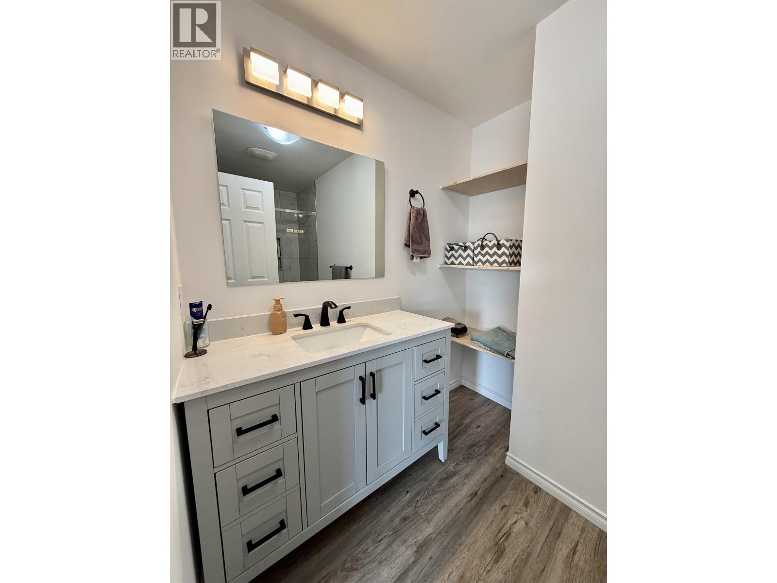 2055 Gerow Island Road Property Photo 22