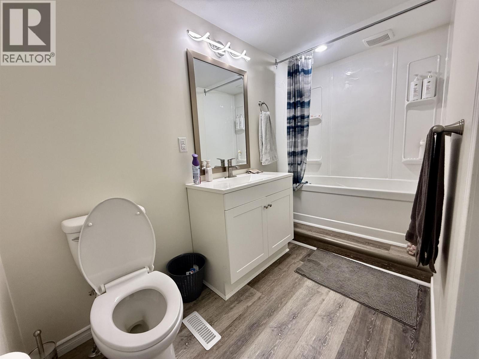 2055 Gerow Island Road Property Photo 24