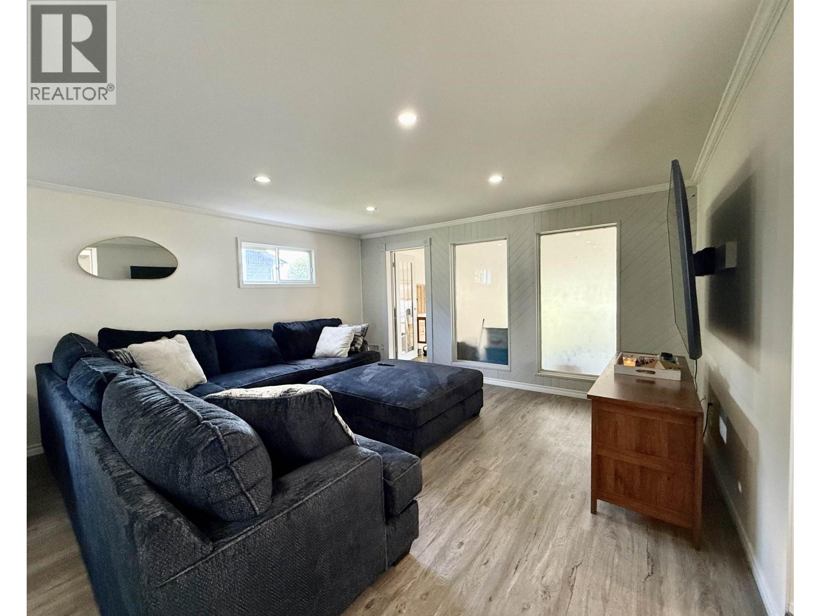 2055 Gerow Island Road Property Photo 27