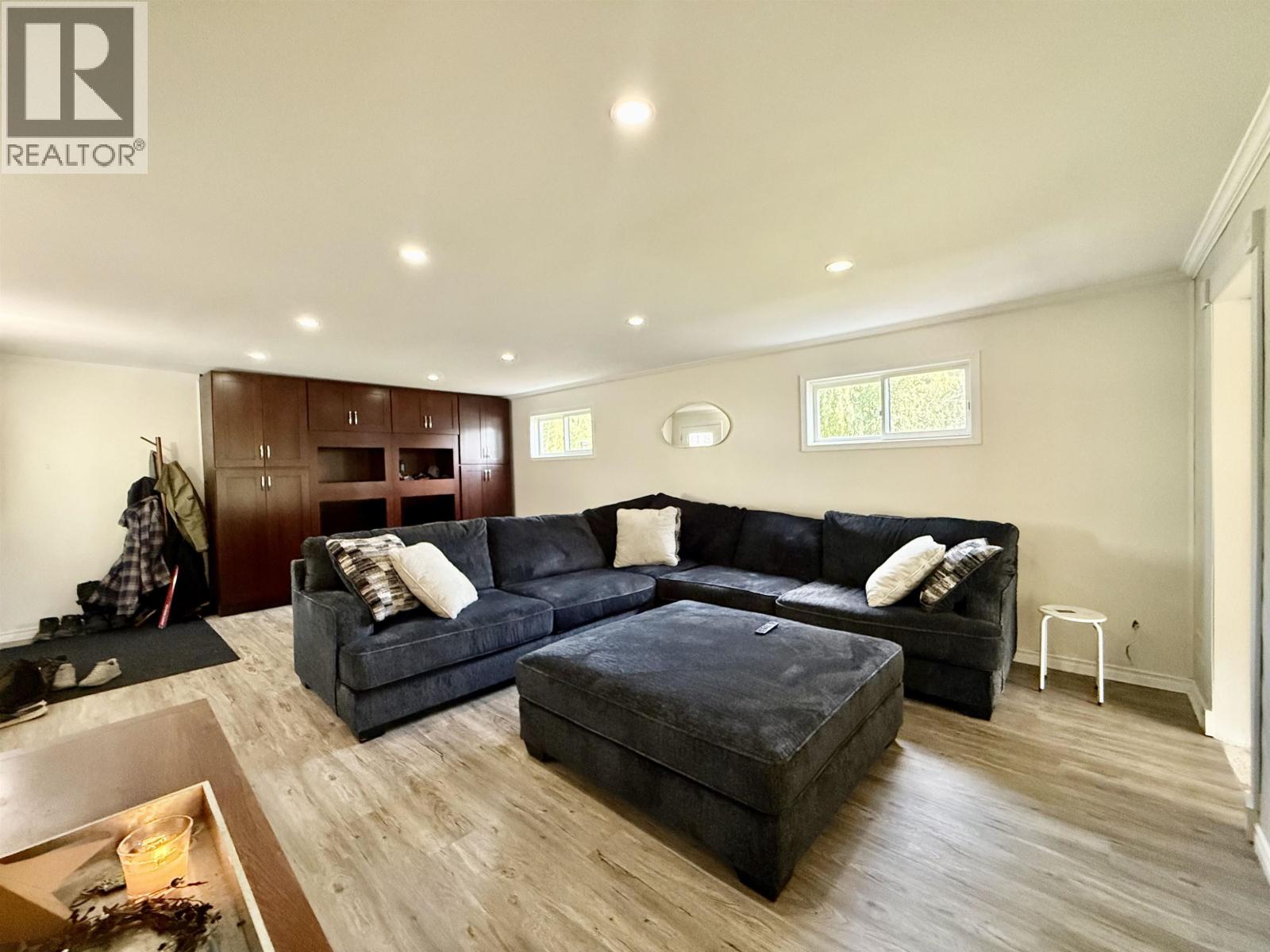 2055 Gerow Island Road Property Photo 30