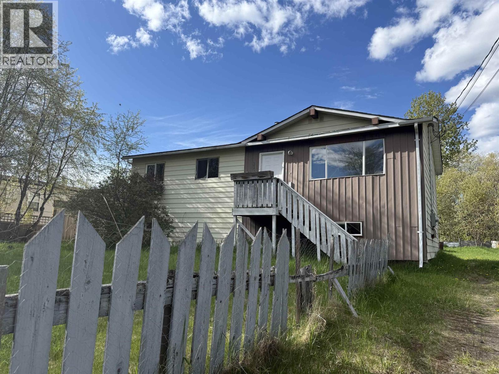 2131 24th Avenue Property Photo 1