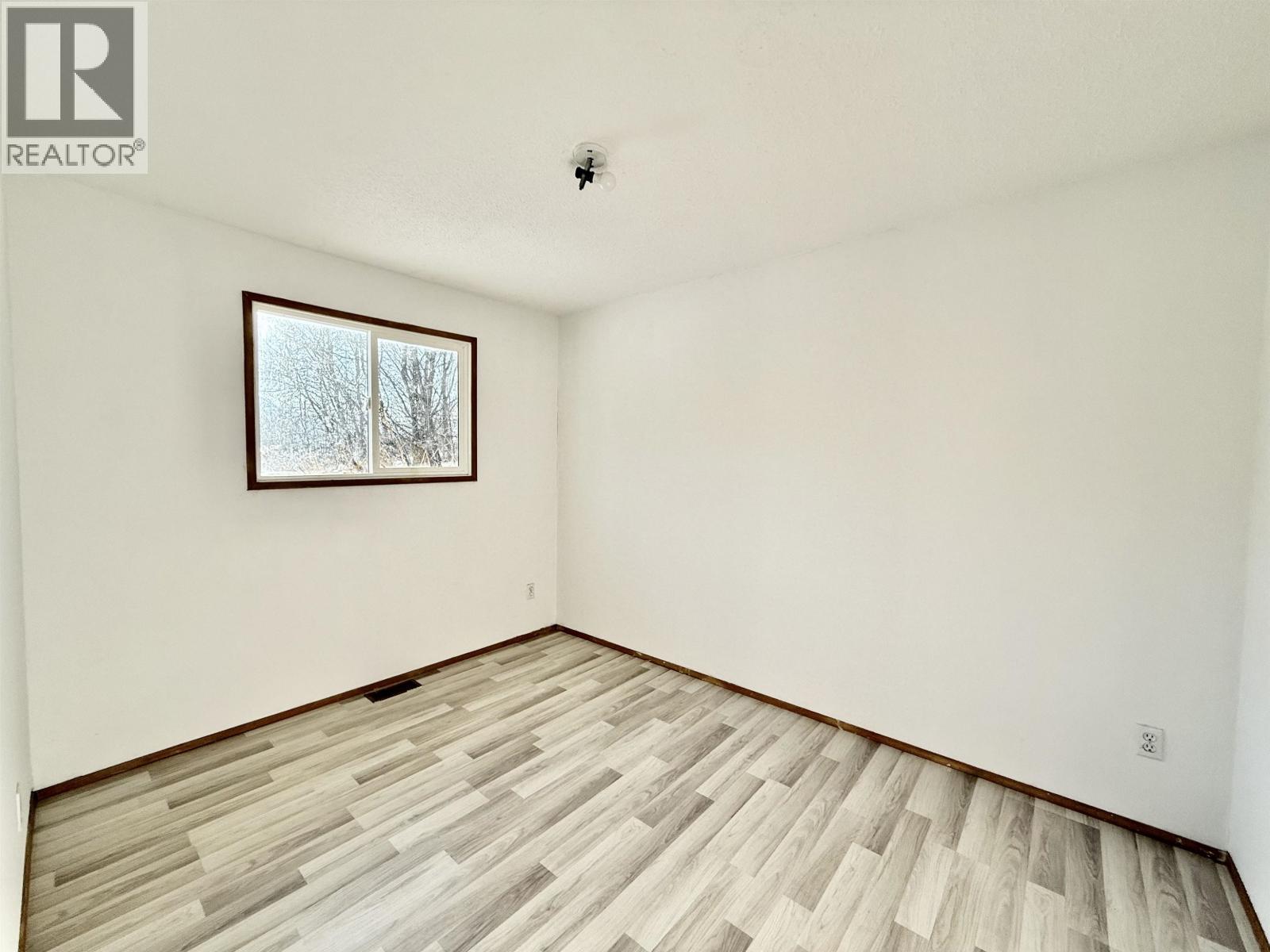 2131 24th Avenue Property Photo 7