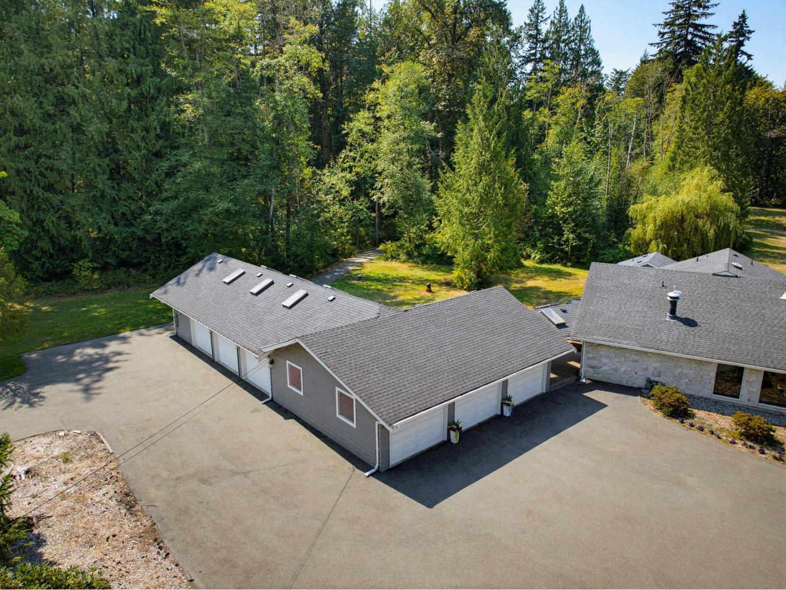 1233 231 Street Property Photo 3