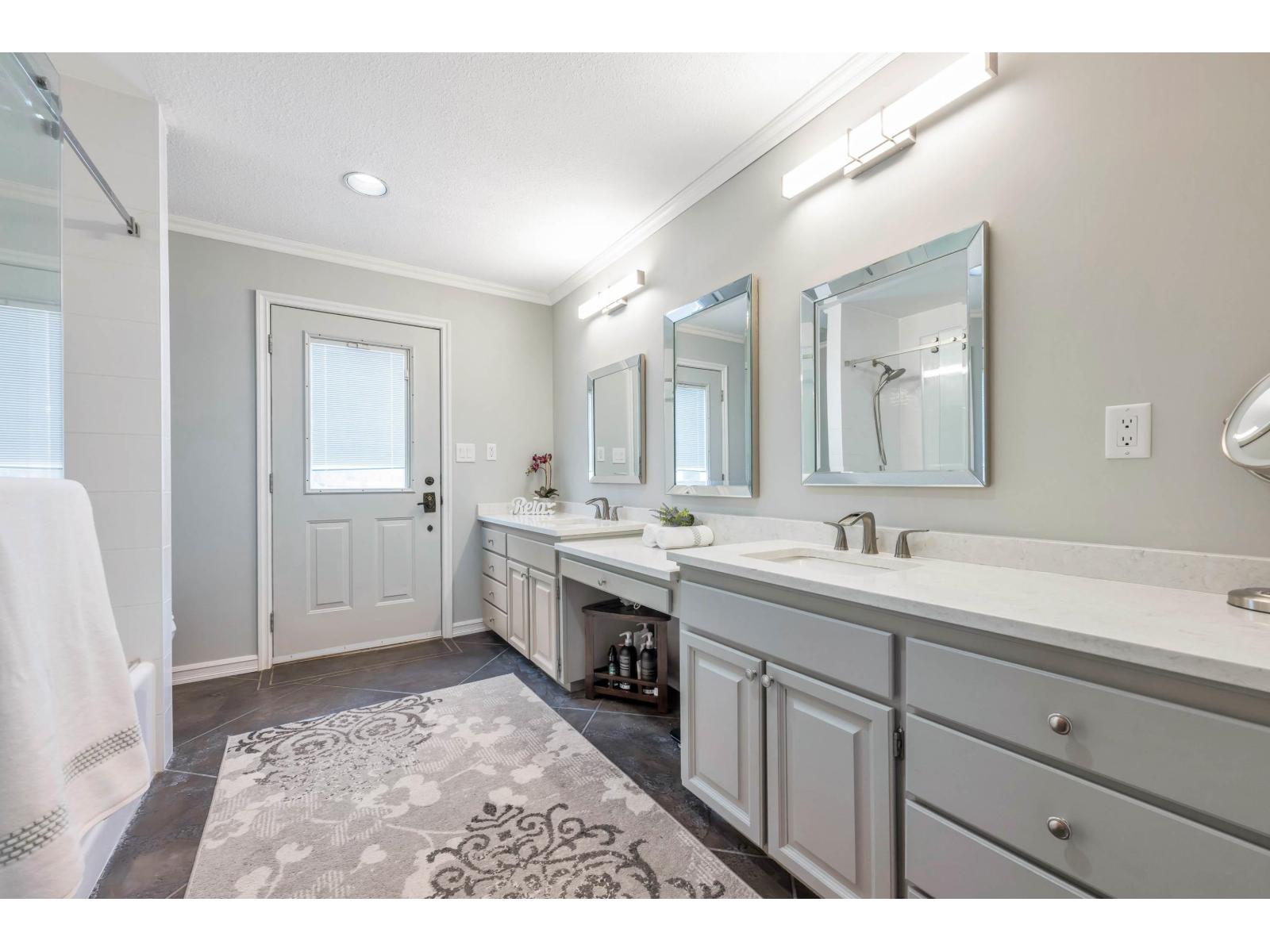 1233 231 Street Property Photo 21