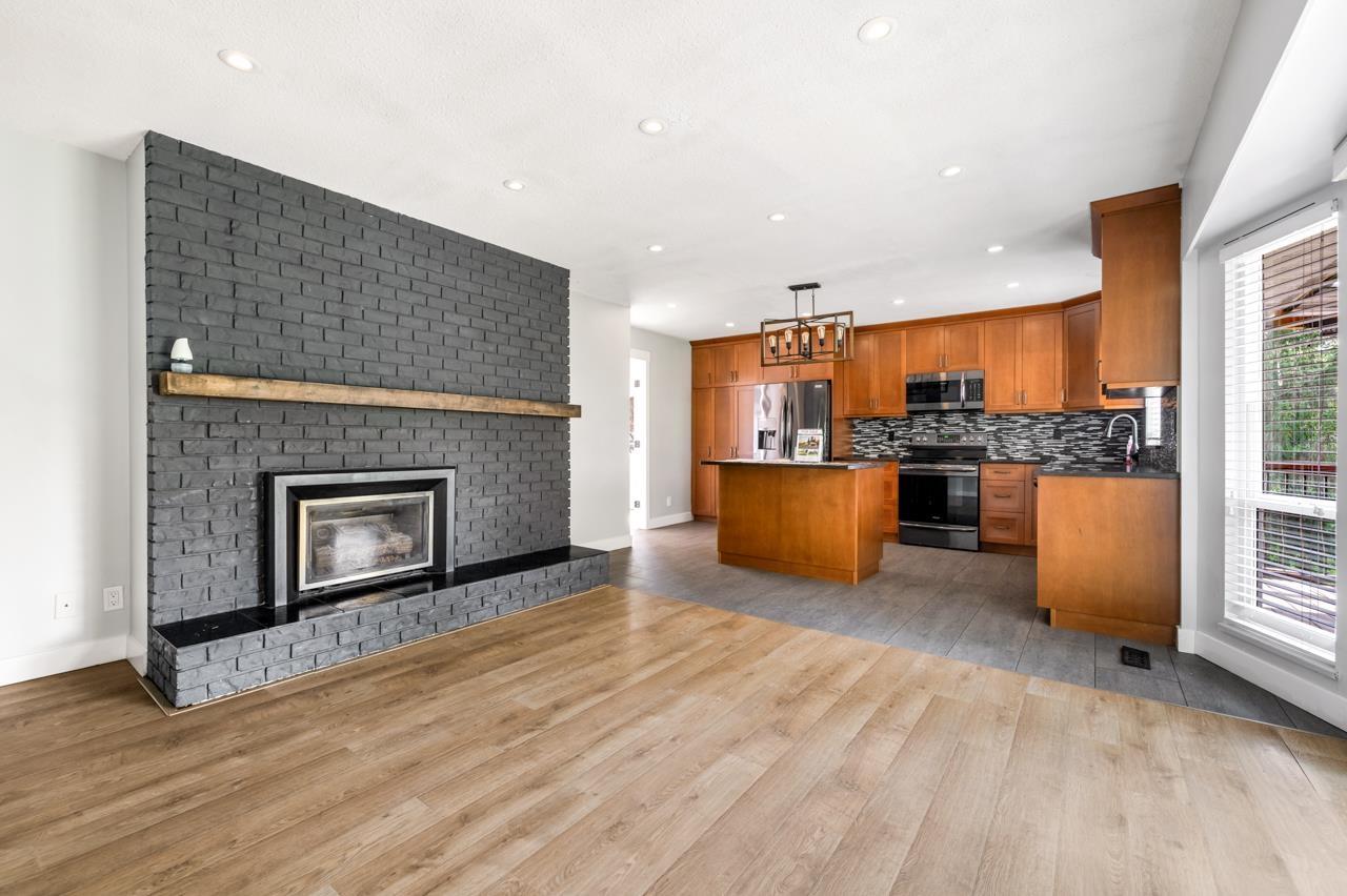 22990 70a Avenue Property Photo 6