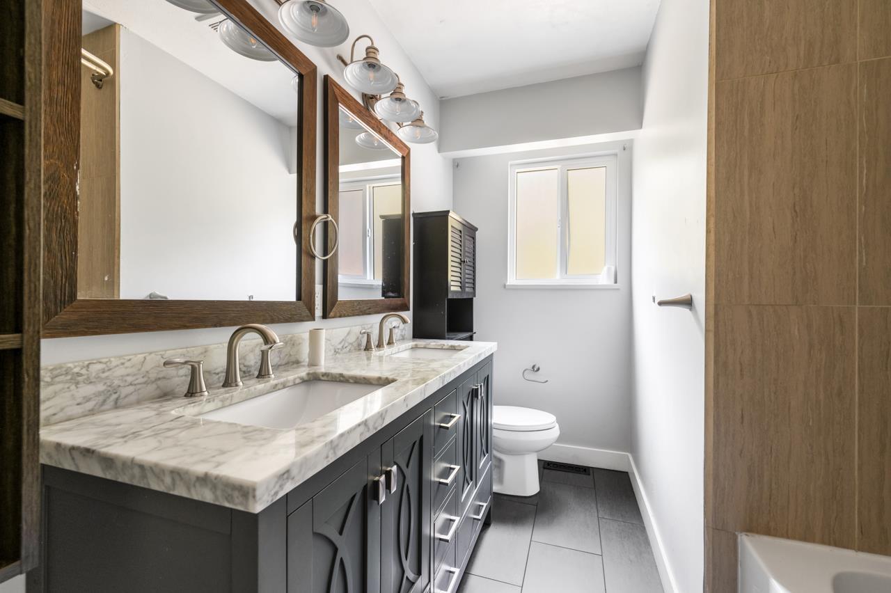 22990 70a Avenue Property Photo 16