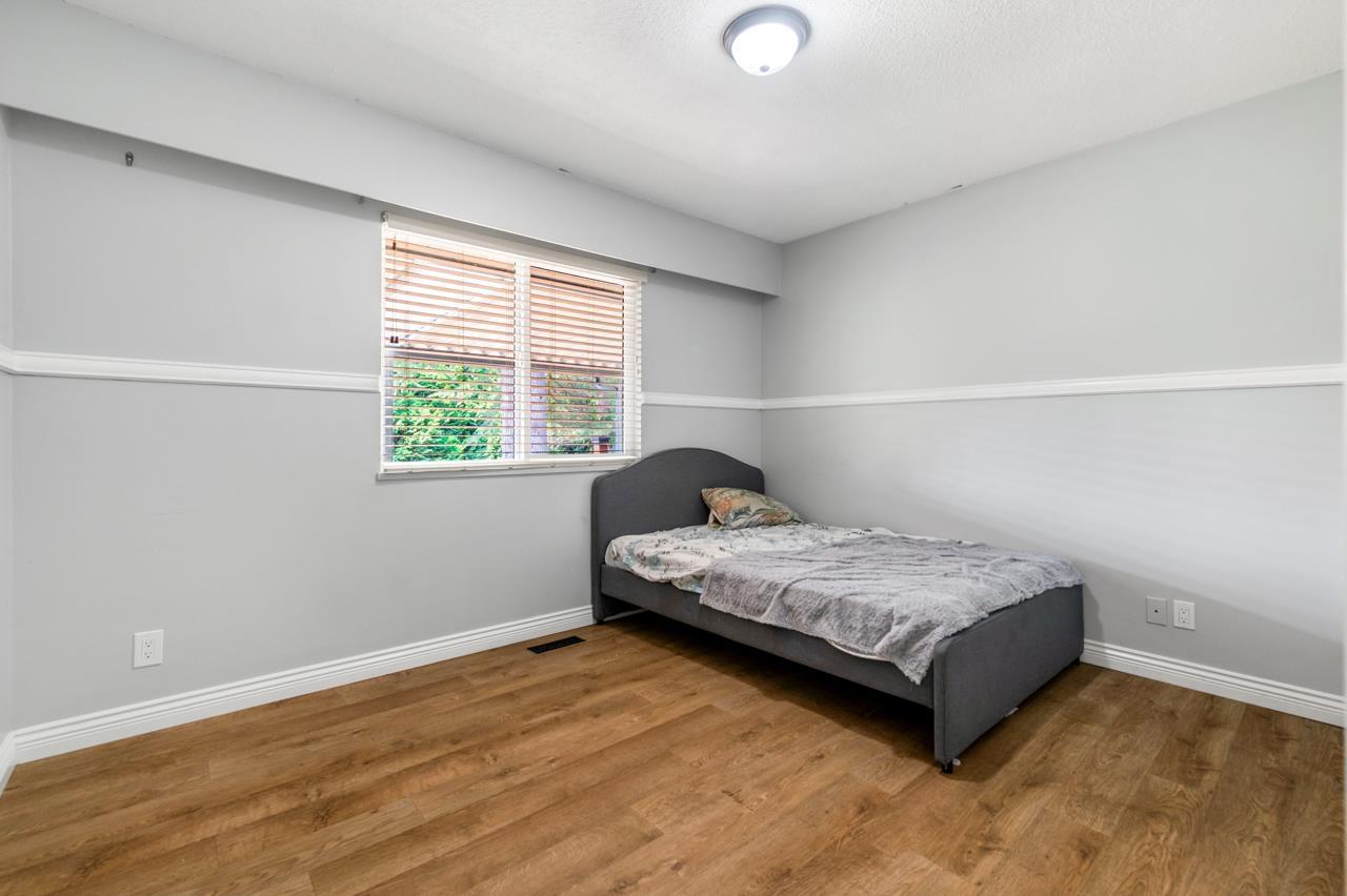 22990 70a Avenue Property Photo 20