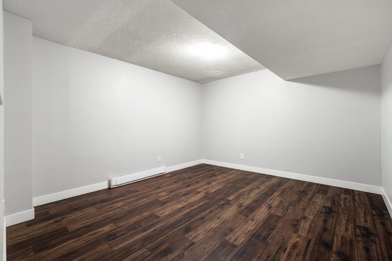 22990 70a Avenue Property Photo 22