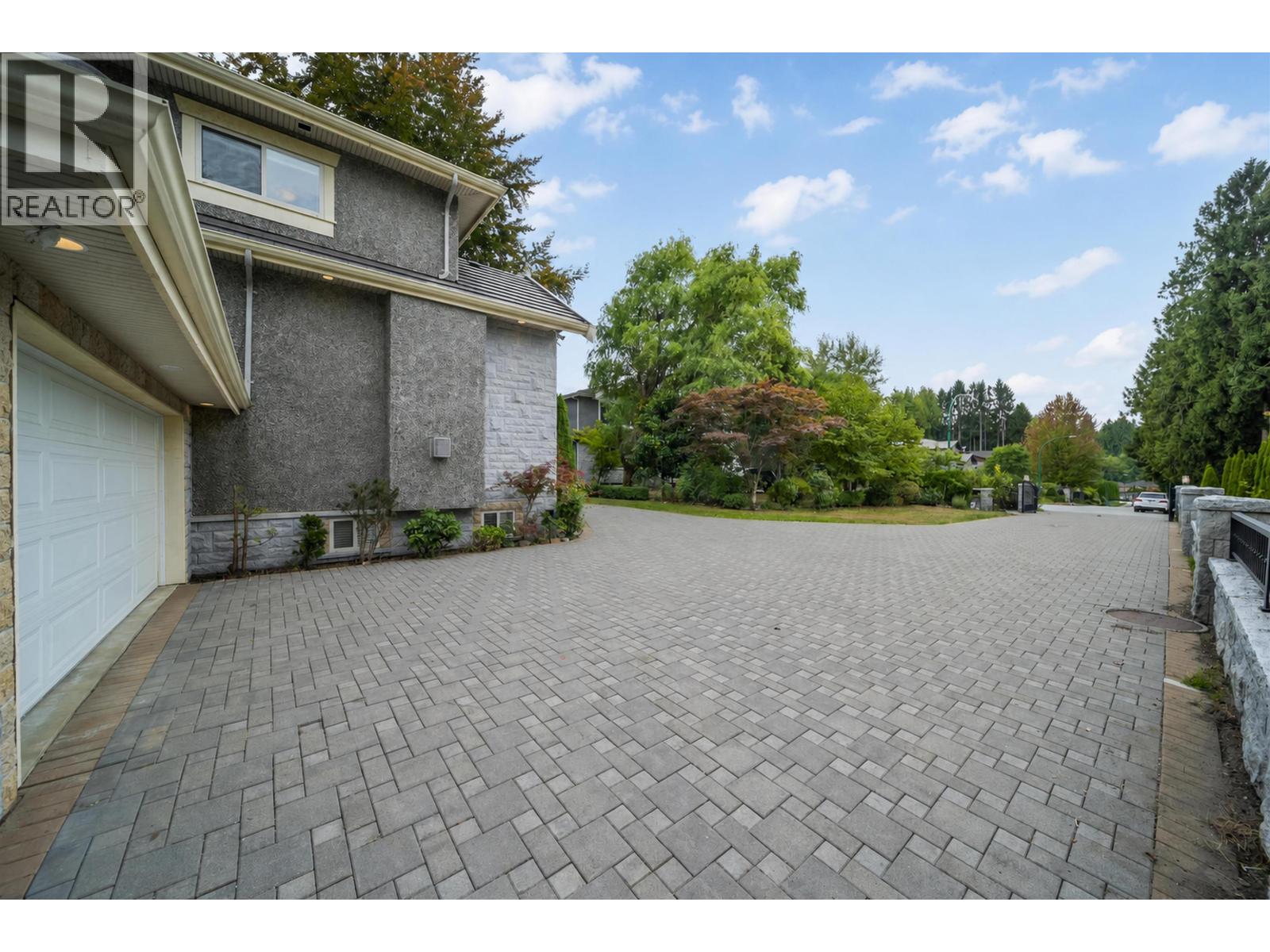 7688 Wheater Court Property Photo 32
