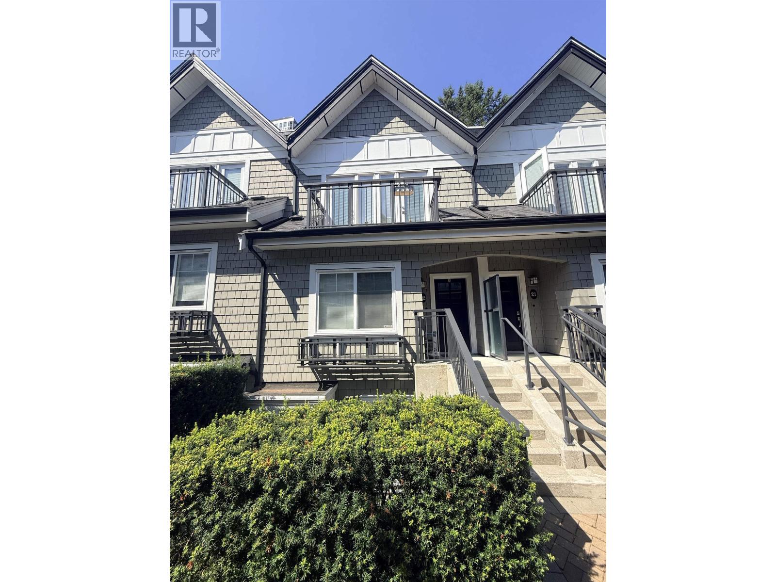 22 5655 Chaffey Avenue Property Photo 2