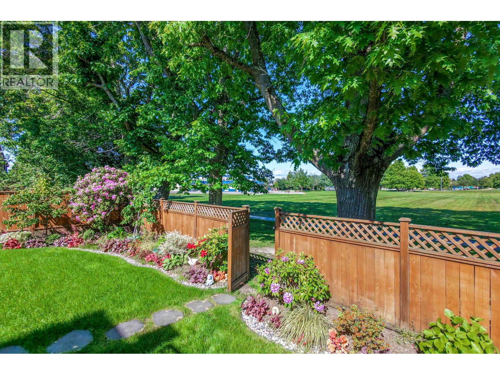 8520 Elsmore Road Property Photo 37