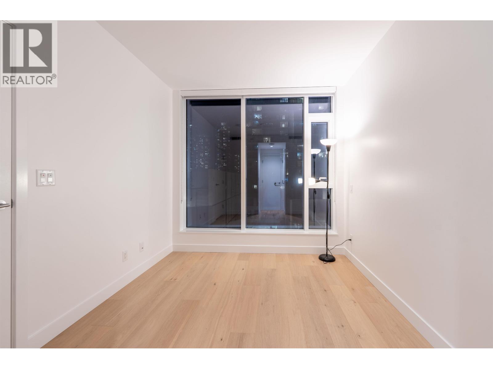 503 6000 Mckay Avenue Property Photo 17