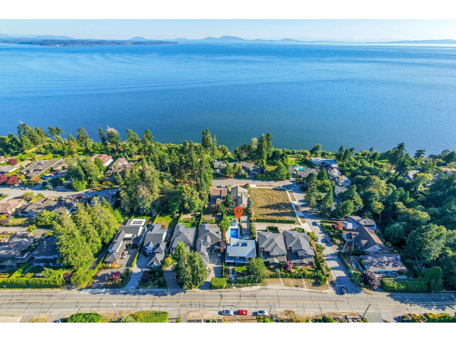 13386 Marine Drive Property Photo 4