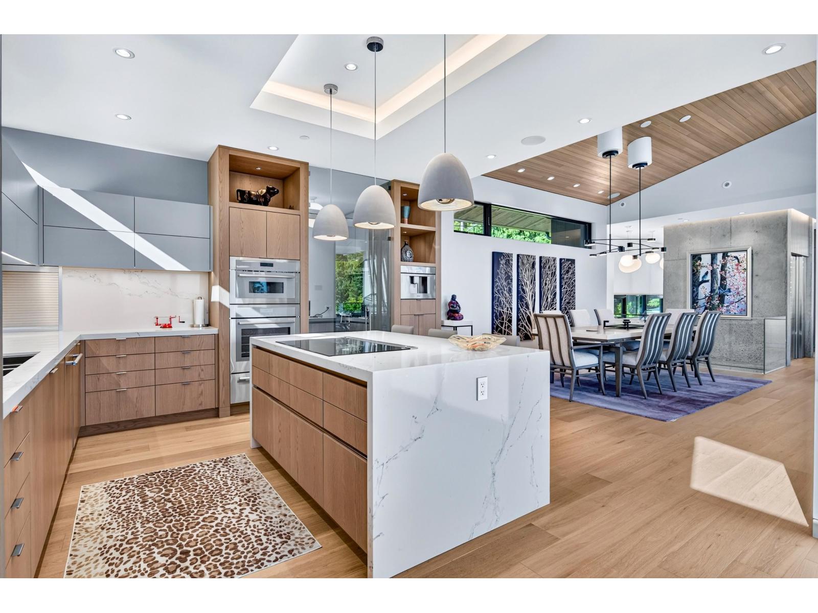 13386 Marine Drive Property Photo 10