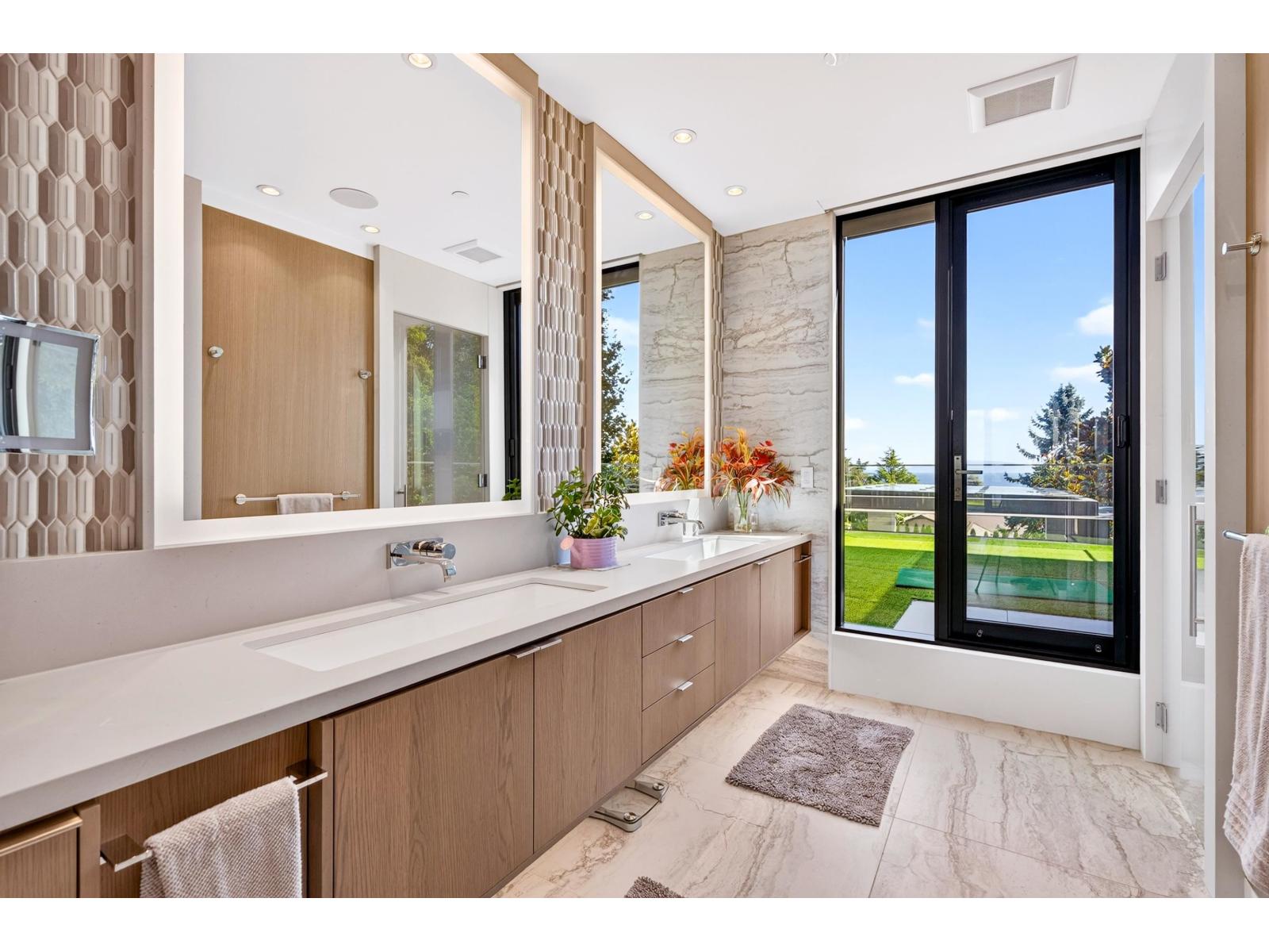 13386 Marine Drive Property Photo 17