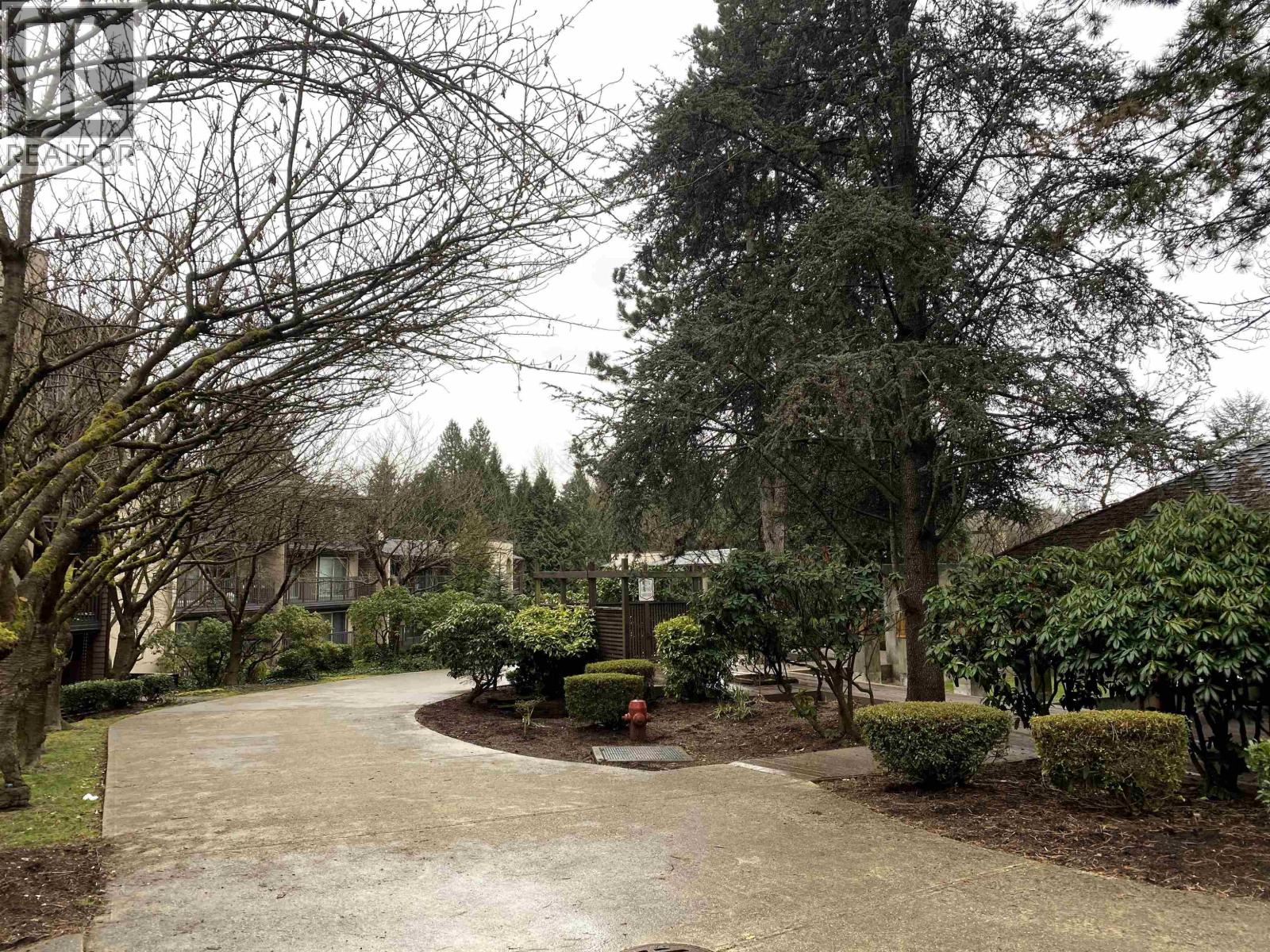 515 9867 Manchester Drive Property Photo 16