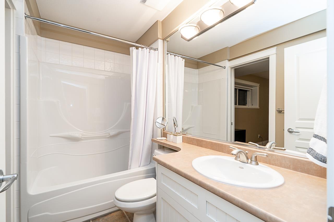 15730 34 Avenue Property Photo 29