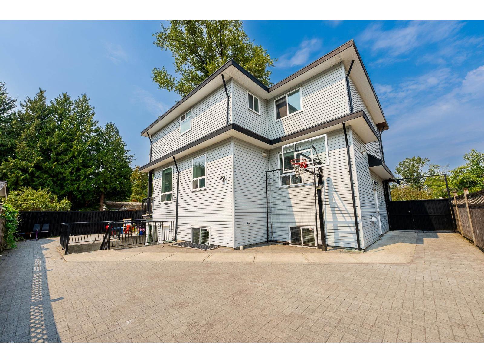 14516 110a Avenue Property Photo 24