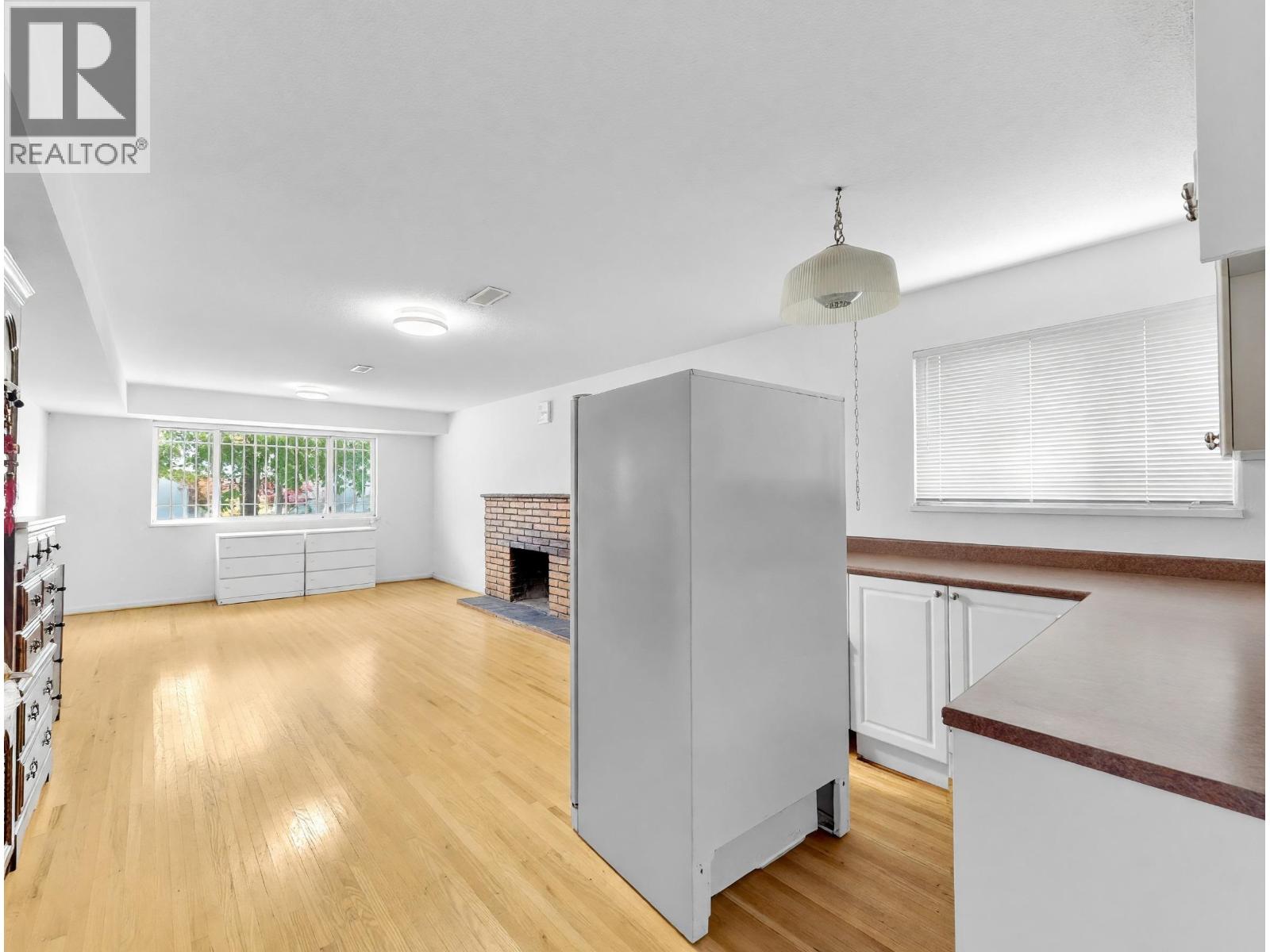 245 W 63rd Avenue Property Photo 6