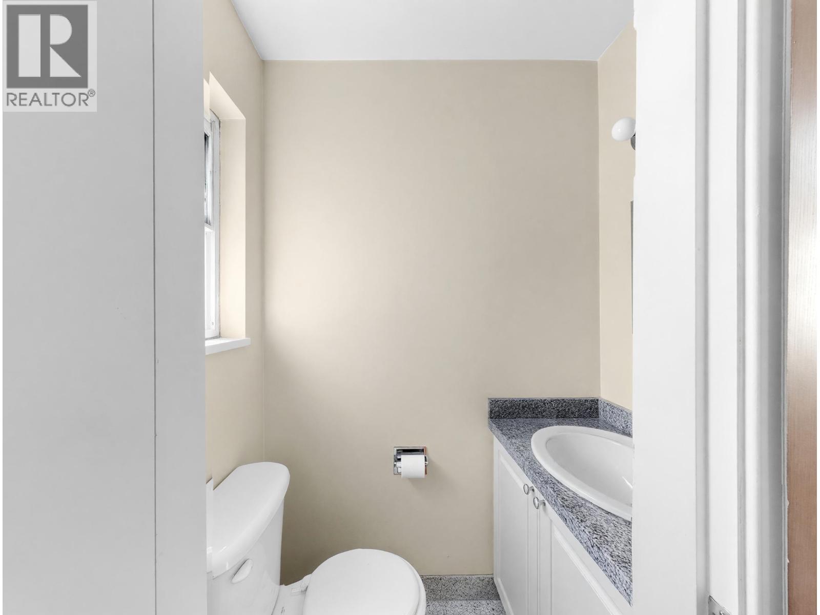 245 W 63rd Avenue Property Photo 19