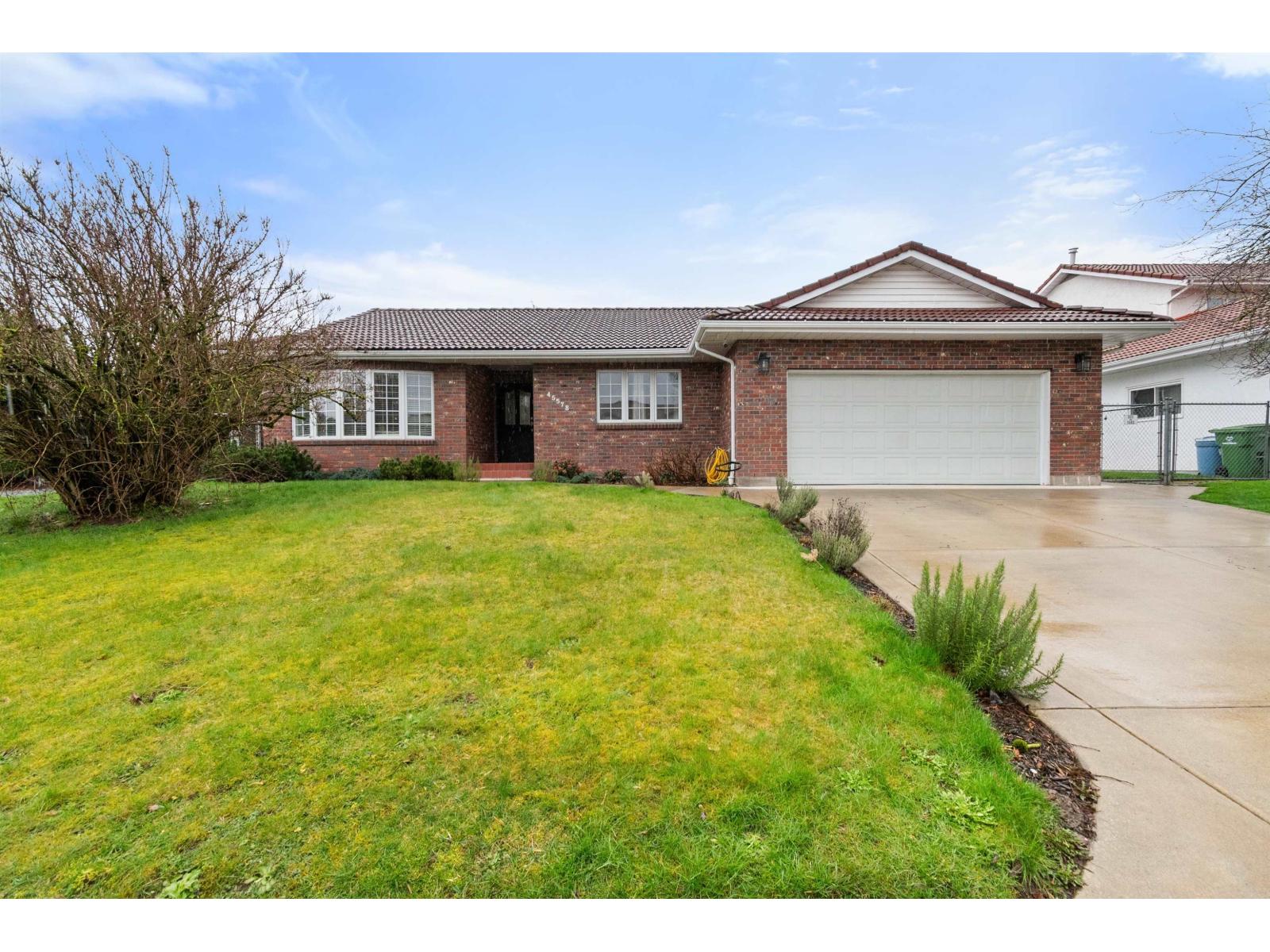45578 WORTHINGTON Place Property Photo 1
