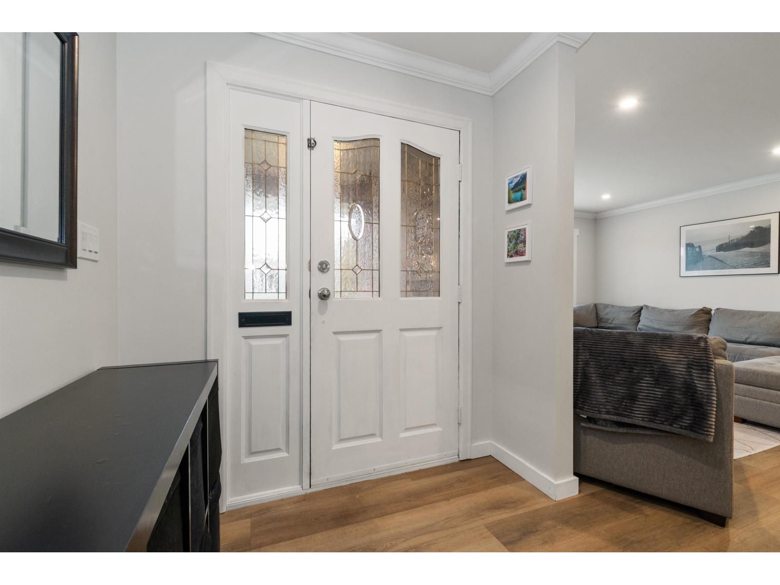 45578 Worthington Place Property Photo 15
