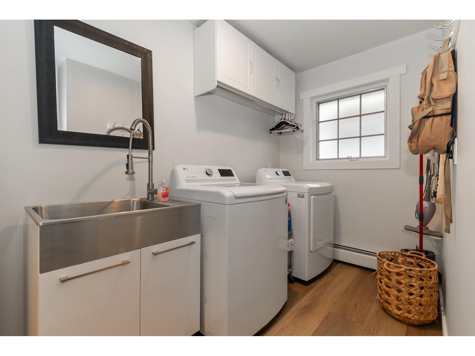 45578 Worthington Place Property Photo 19