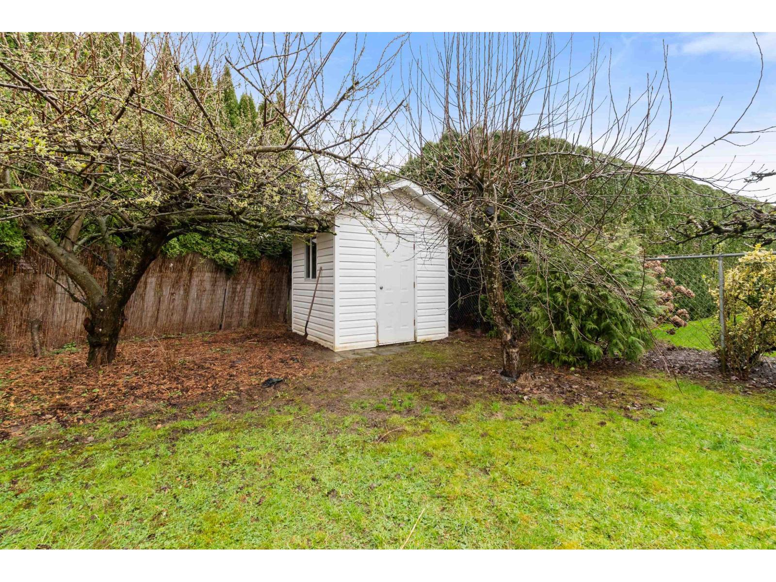 45578 Worthington Place Property Photo 28
