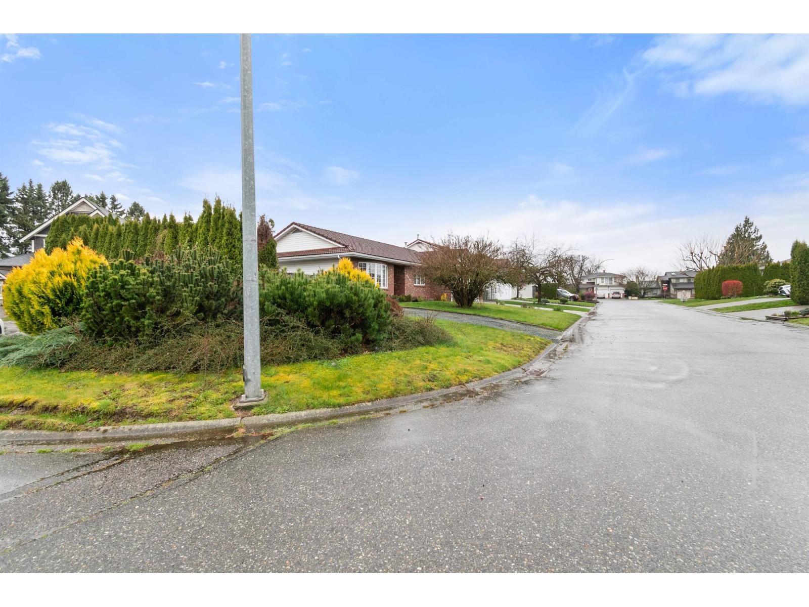 45578 Worthington Place Property Photo 34