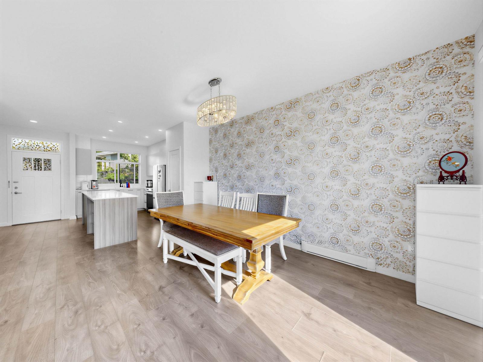 68 15255 Sitka Drive Property Photo 15