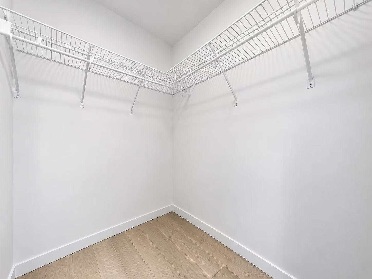 68 15255 Sitka Drive Property Photo 27