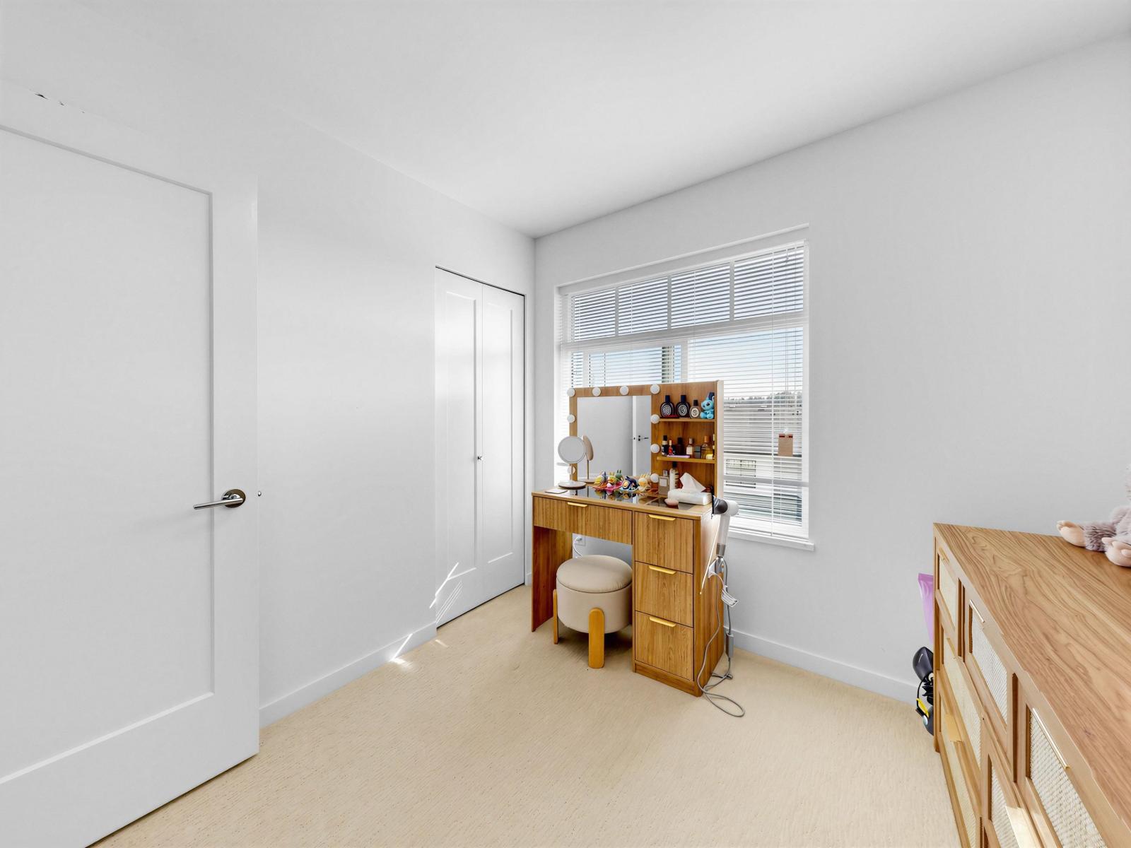 68 15255 Sitka Drive Property Photo 31
