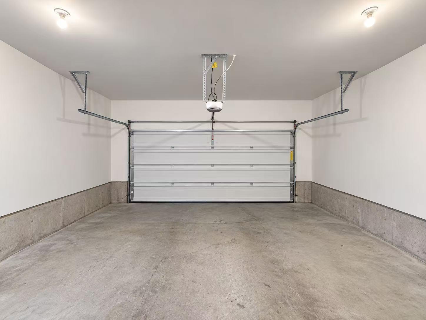 68 15255 Sitka Drive Property Photo 35
