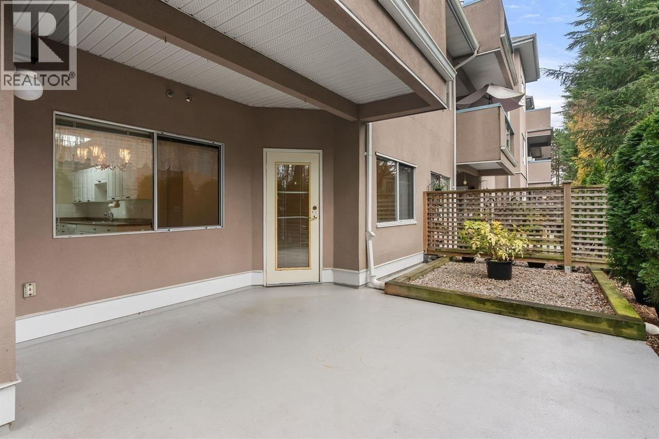108 1153 54a Street Property Photo 4