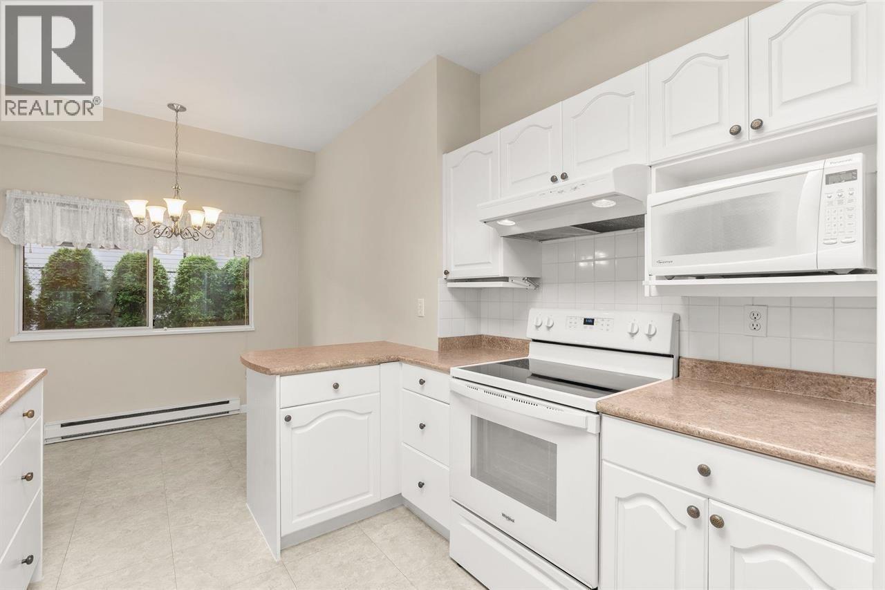 108 1153 54a Street Property Photo 19