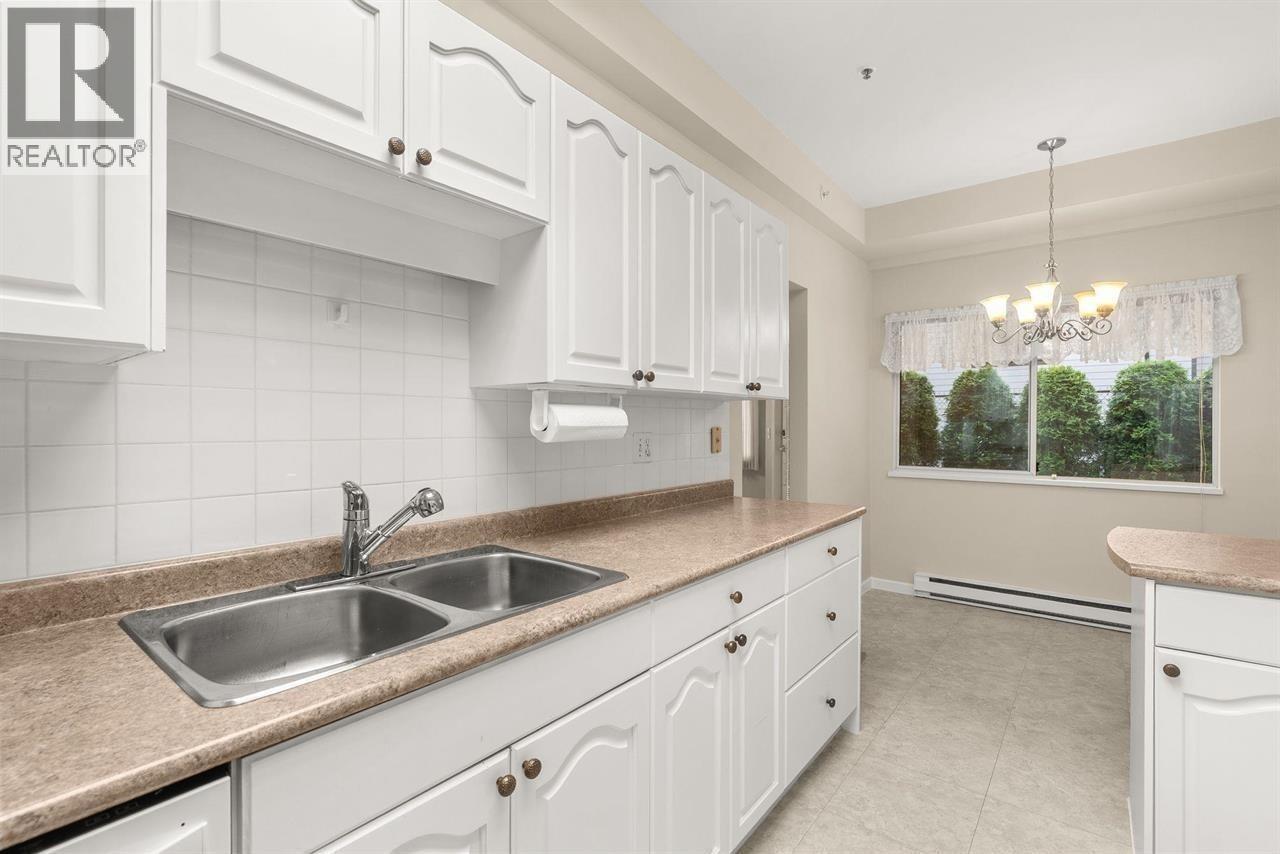108 1153 54a Street Property Photo 20