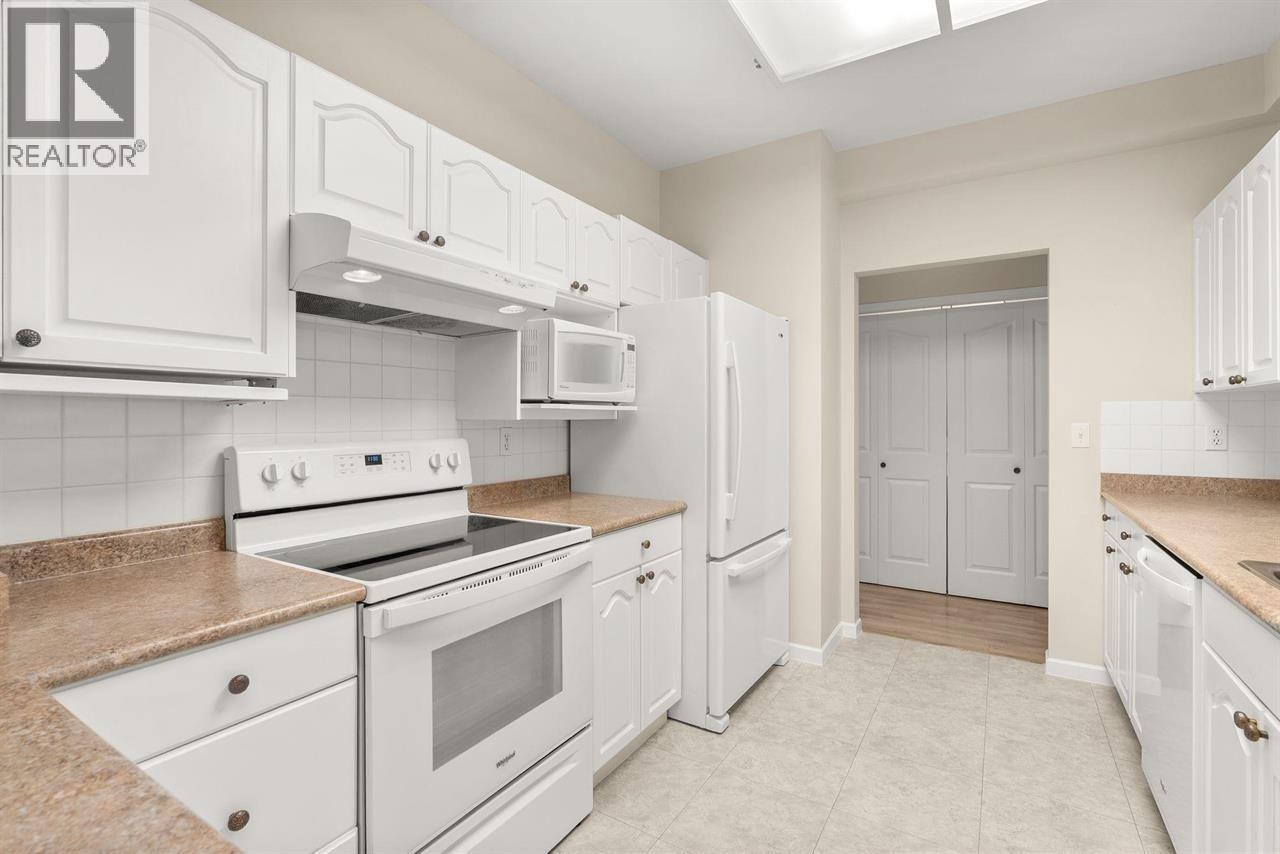 108 1153 54a Street Property Photo 24