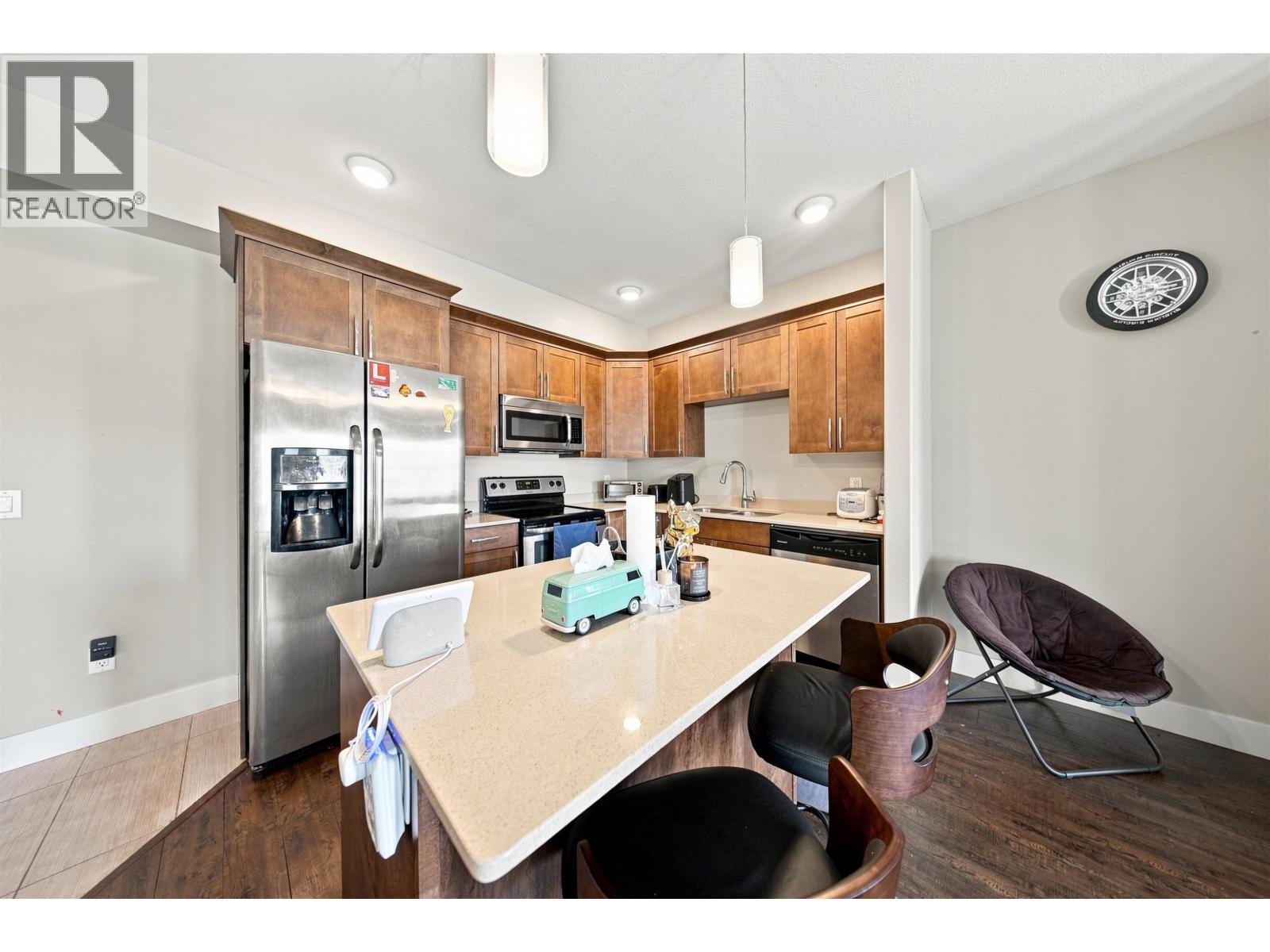 108 11205 105 Avenue Property Photo 3