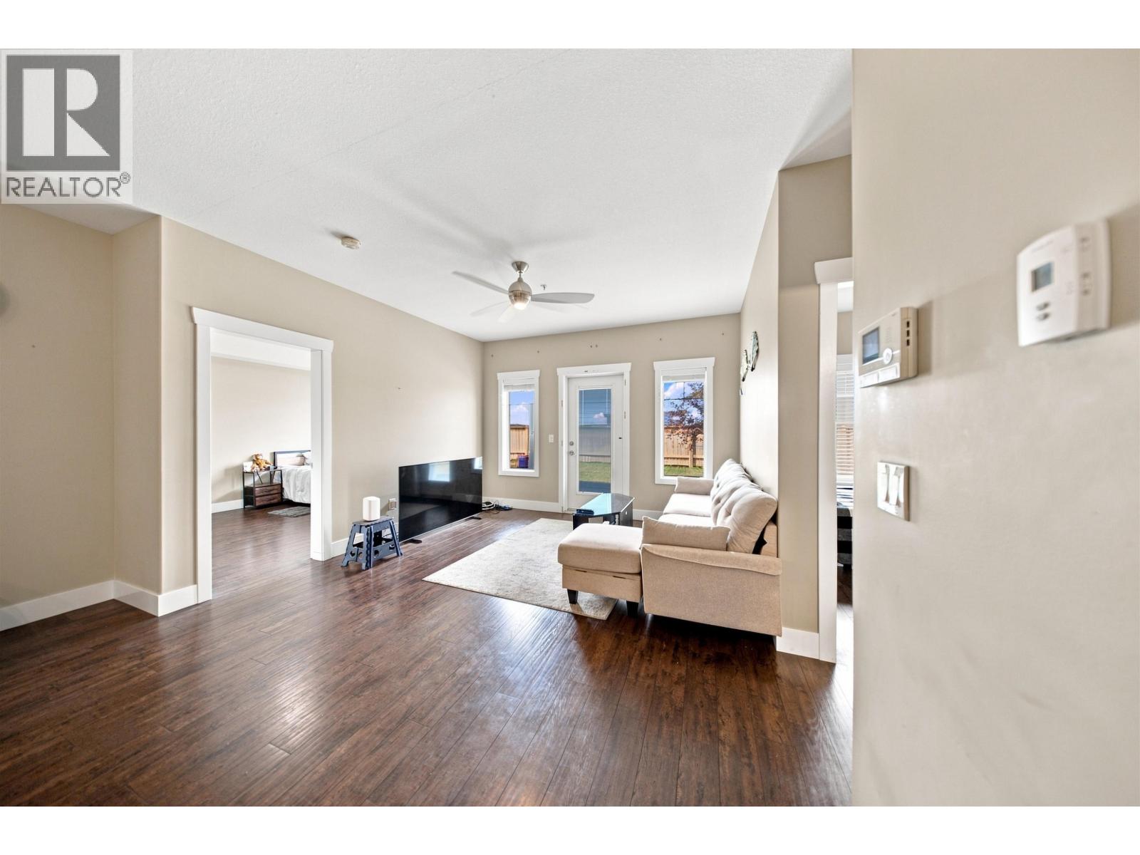 108 11205 105 Avenue Property Photo 5