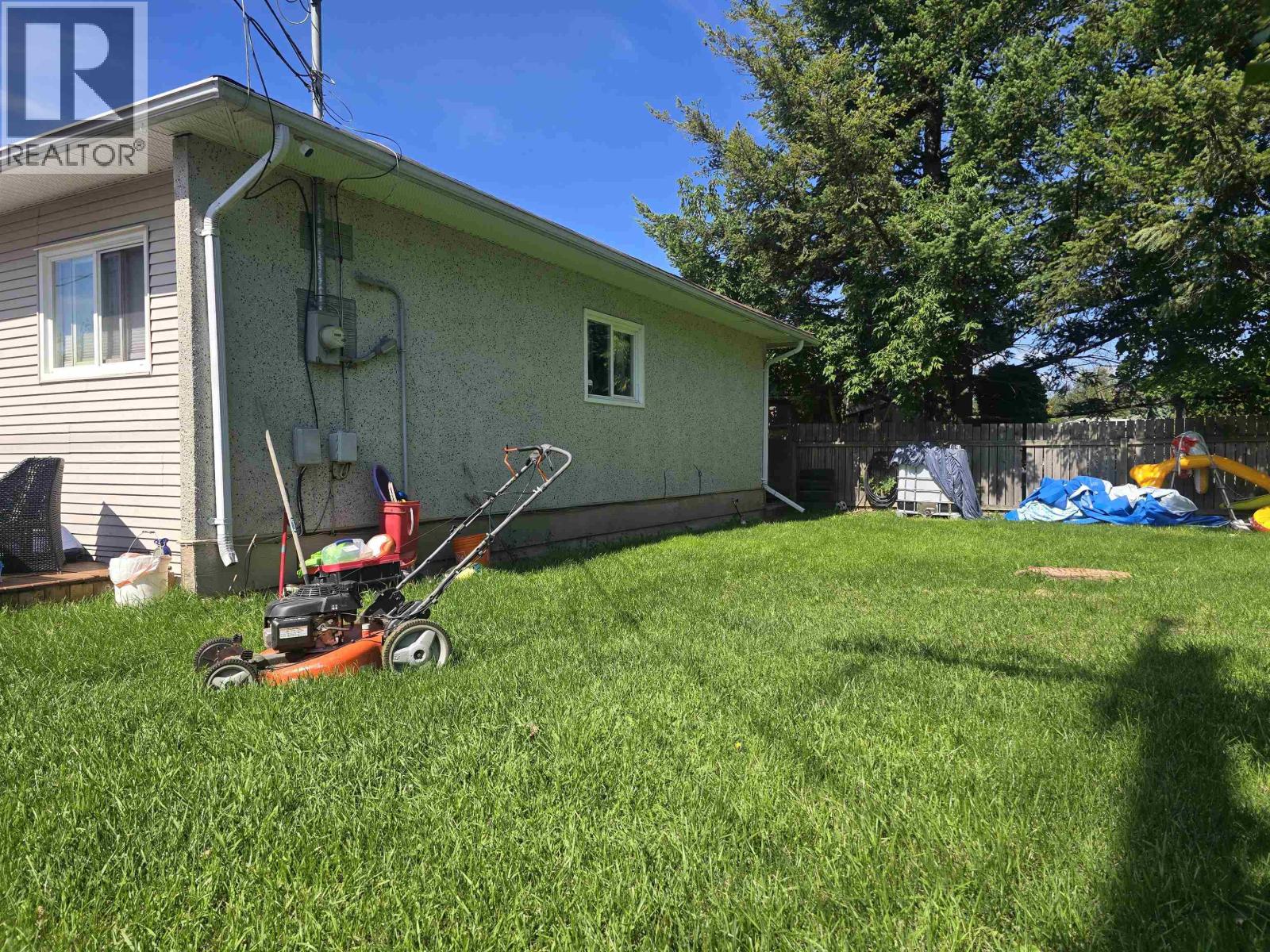 2940 2nd Avenue Property Photo 6