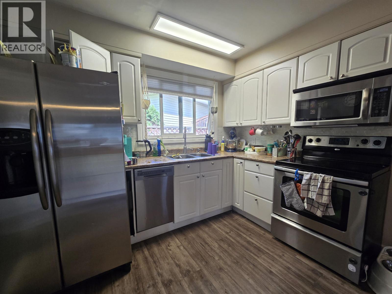 2940 2nd Avenue Property Photo 10