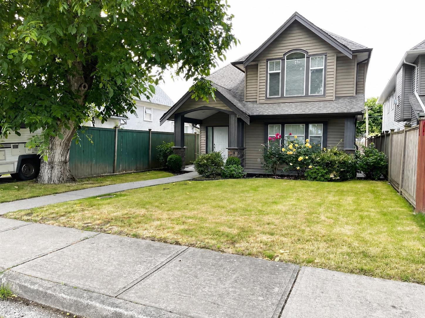 46151 Third Avenue Property Photo 2