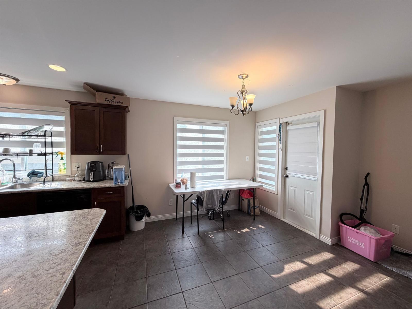 46151 Third Avenue Property Photo 10