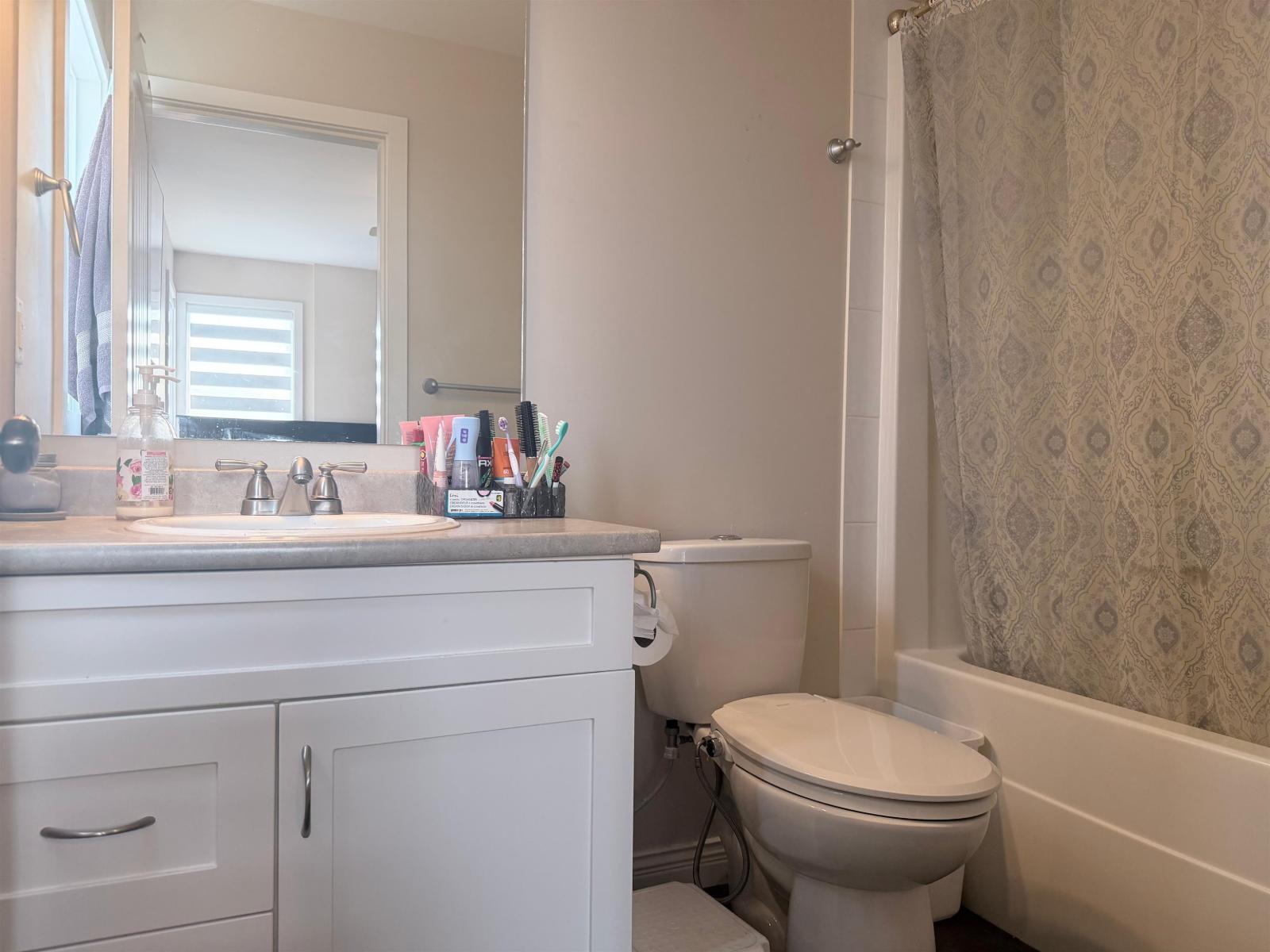 46151 Third Avenue Property Photo 15