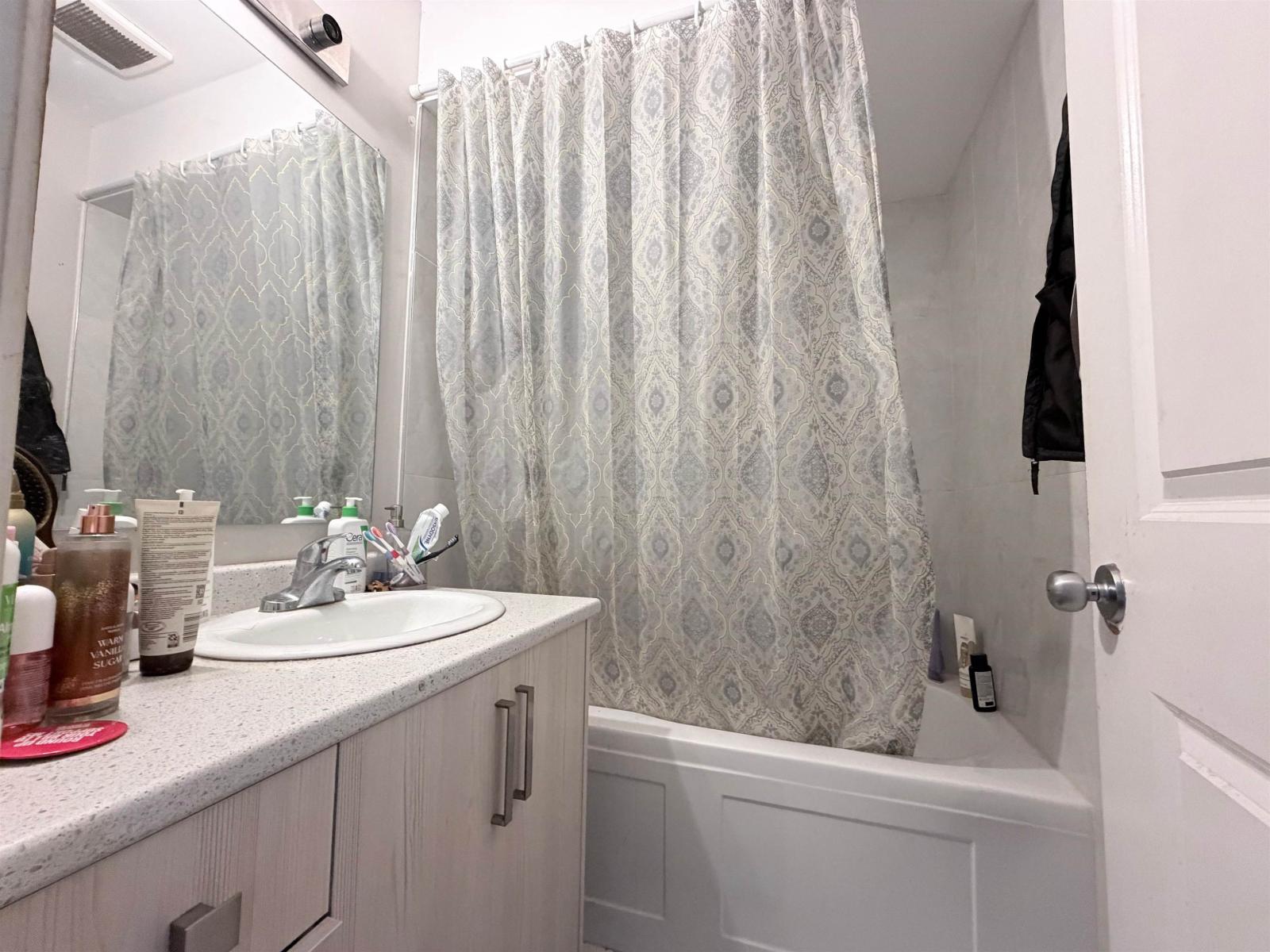 46151 Third Avenue Property Photo 34