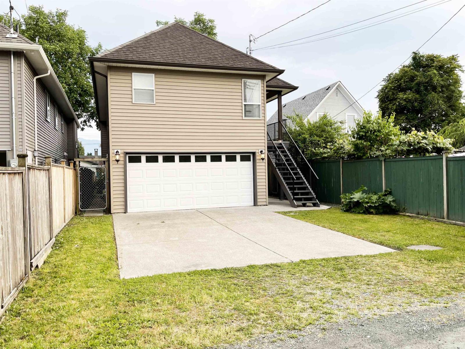 46151 Third Avenue Property Photo 38