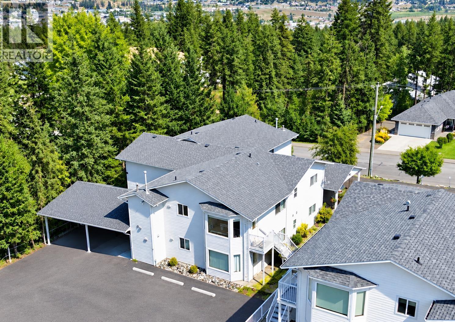 3 25 WESTRIDGE DRIVE